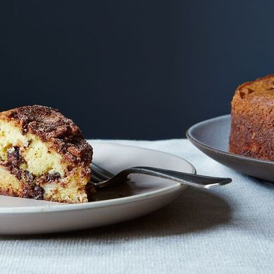 This Simple Step Helps Your Cakes Bake More Evenly 