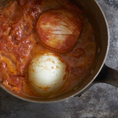 Marcella Hazan's Tomato Sauce with Onion and Butter