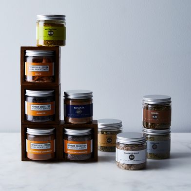 Holiday Spices With Modular Magnetic Spice Rack