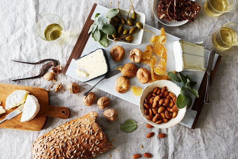 Cheese Board 101: Building the Perfect Plate